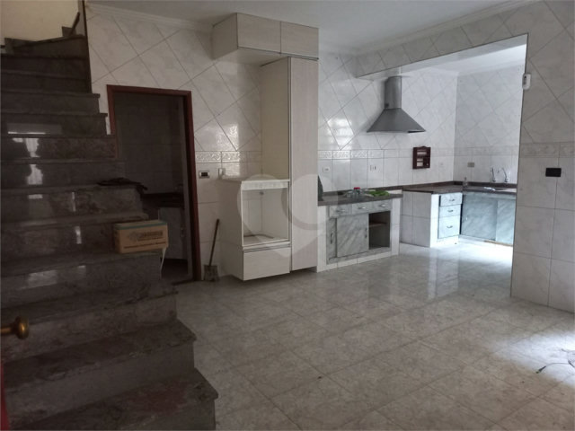 Sobrado à venda com 3 quartos, sendo 2 suítes,  em Parada Inglesa, São Paulo, SP