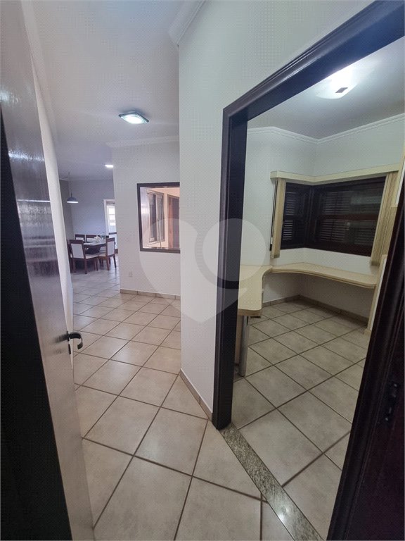 Casa à venda ou para alugar com 3 quartos, sendo 1 suíte, no condomínio Terras de Vinhedo, Vinhedo - SP
