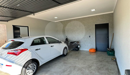 Casa à venda com 3 quartos, sendo 1 suíte,  em Jardim Santa Júlia, São Carlos, SP