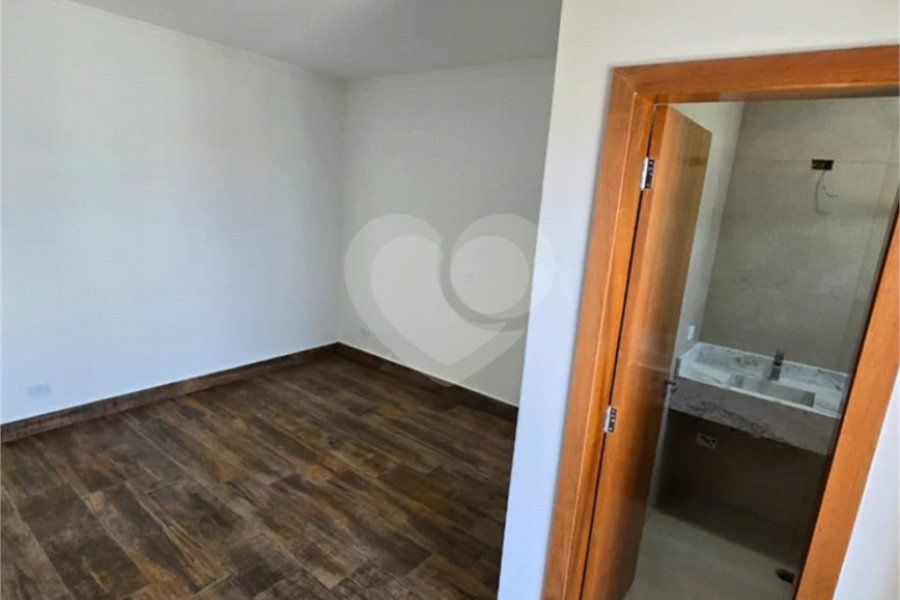 Sobrado à venda com 3 quartos, sendo 1 suíte, em Jardim Maristela, São Paulo, SP