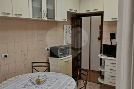 Cobertura à venda com 3 quartos em Vila Gumercindo, São Paulo, SP