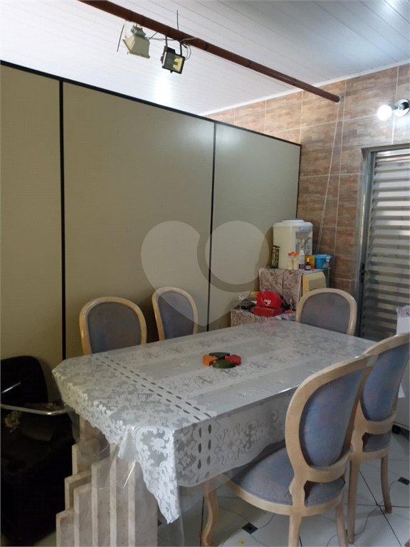 Casa à venda com 5 quartos, sendo 2 suítes, em Vila Medeiros, São Paulo, SP