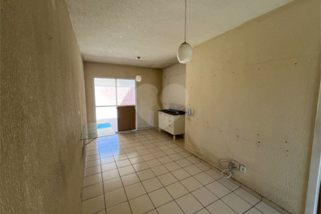 Casa à venda com 2 quartos em Vila Progresso, Itapetininga, SP