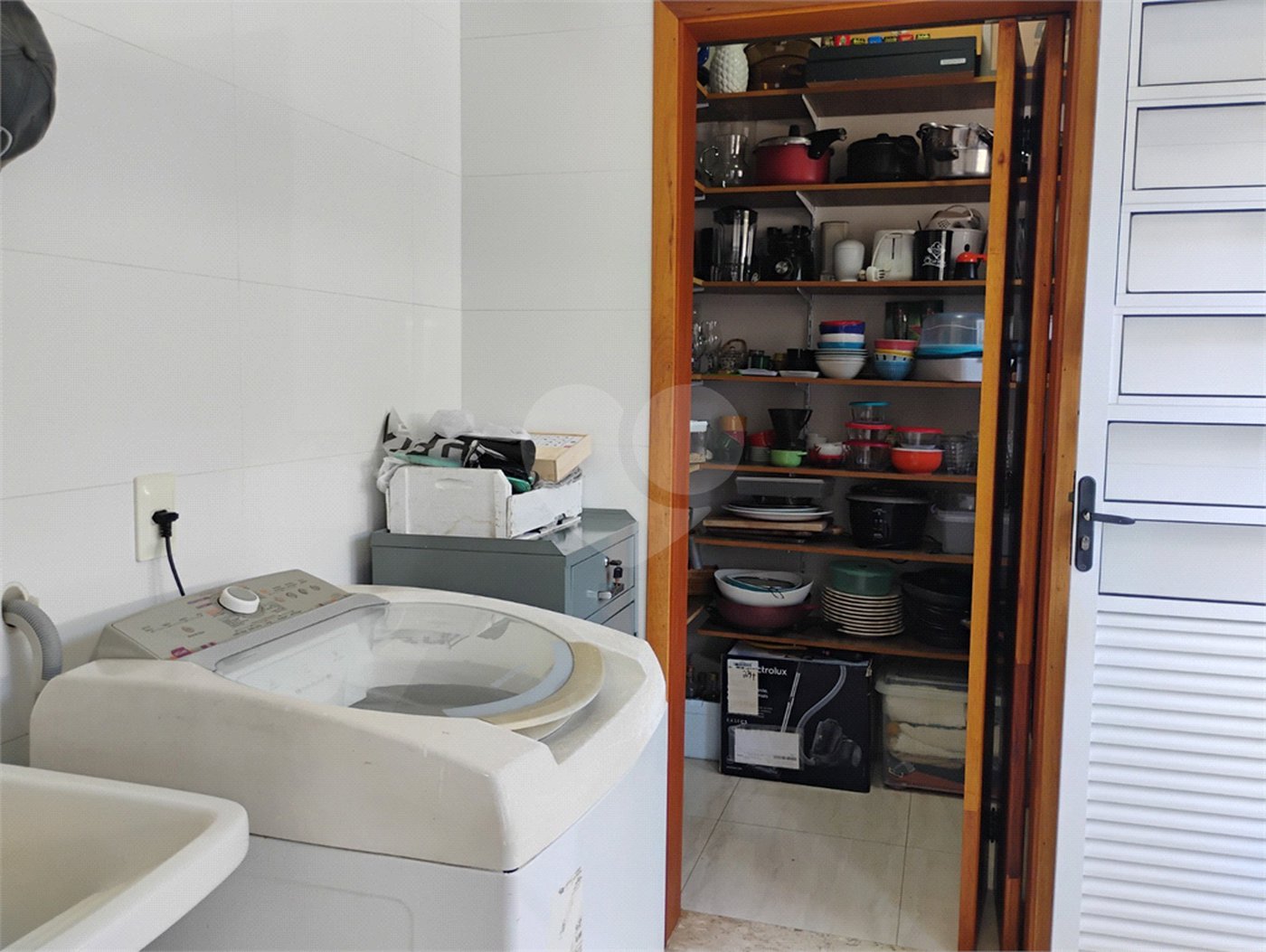 Casa à venda com 3 quartos, sendo 1 suíte, no condomínio Ibi Aram 1, Itupeva - SP