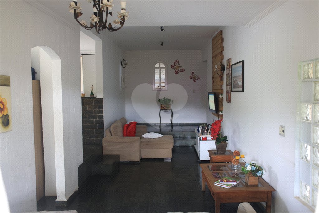 Chácara à venda com 3 quartos, sendo 1 suíte, em Jardim 21 de Março, Louveira, SP