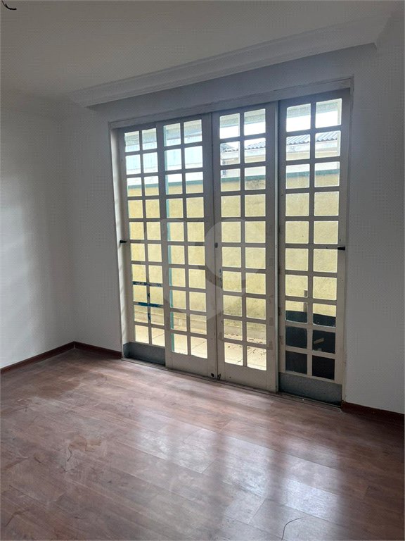 Casa à venda com 5 quartos, sendo 3 suítes,  em Jardim Bonfiglioli, São Paulo, SP