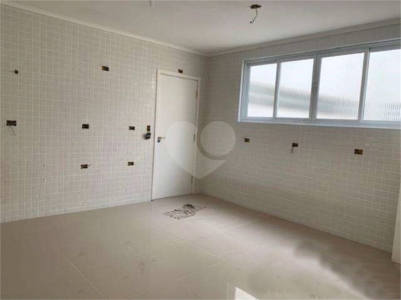 Cobertura à venda com 4 quartos, sendo 2 suítes,  em Santana, São Paulo, SP
