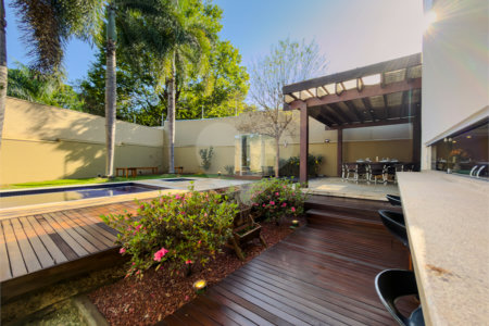 Casa à venda com 4 suítes no condomínio Villa Borghese, Indaiatuba - SP