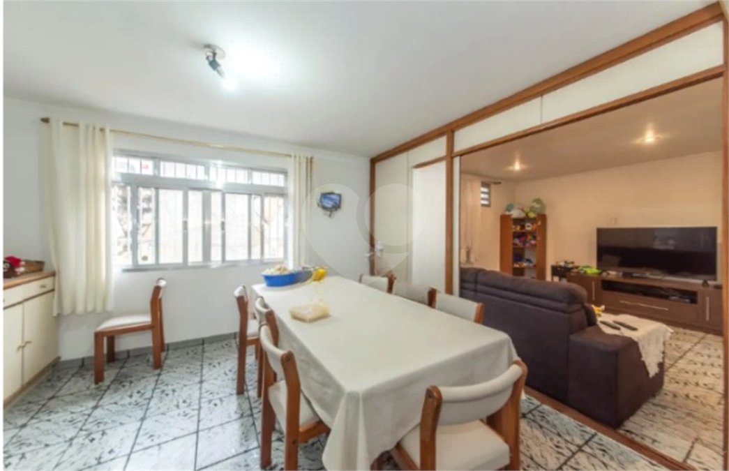 Casa à venda com 5 quartos, sendo 3 suítes, em Vila Santo Estéfano, São Paulo, SP