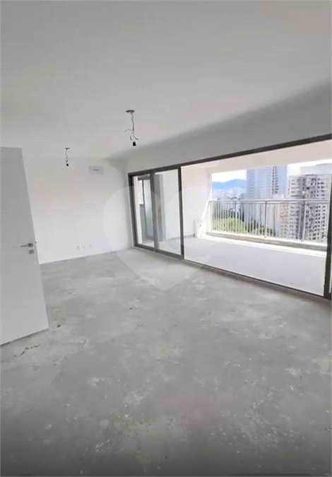 Apartamento à venda com 4 quartos, sendo 2 suítes, em Perdizes, São Paulo, SP
