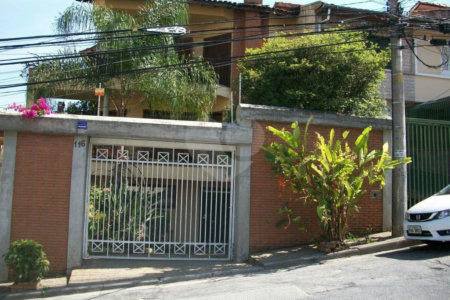 Sobrado à venda ou para alugar com 4 suítes em Vila Paulicéia, São Paulo, SP