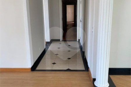 Apartamento à venda com 3 suítes em Vila Suzana, São Paulo, SP