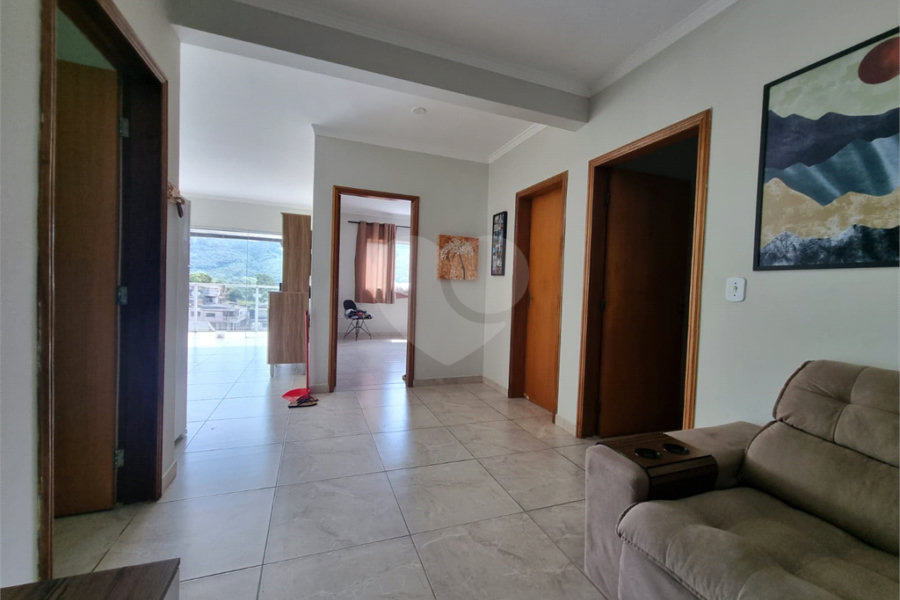 Casa à venda com 3 quartos, sendo 1 suíte, em Serra da Cantareira, Mairiporã, SP