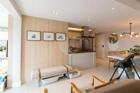 Apartamento à venda com 2 quartos, sendo 1 suíte,  em Vila Sônia, São Paulo, SP