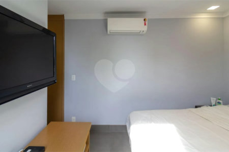 Apartamento à venda com 3 quartos, sendo 2 suítes, em Brooklin Paulista, São Paulo, SP
