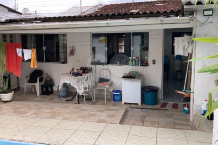 Casa à venda com 3 quartos em Morro do Algodão, Caraguatatuba, SP