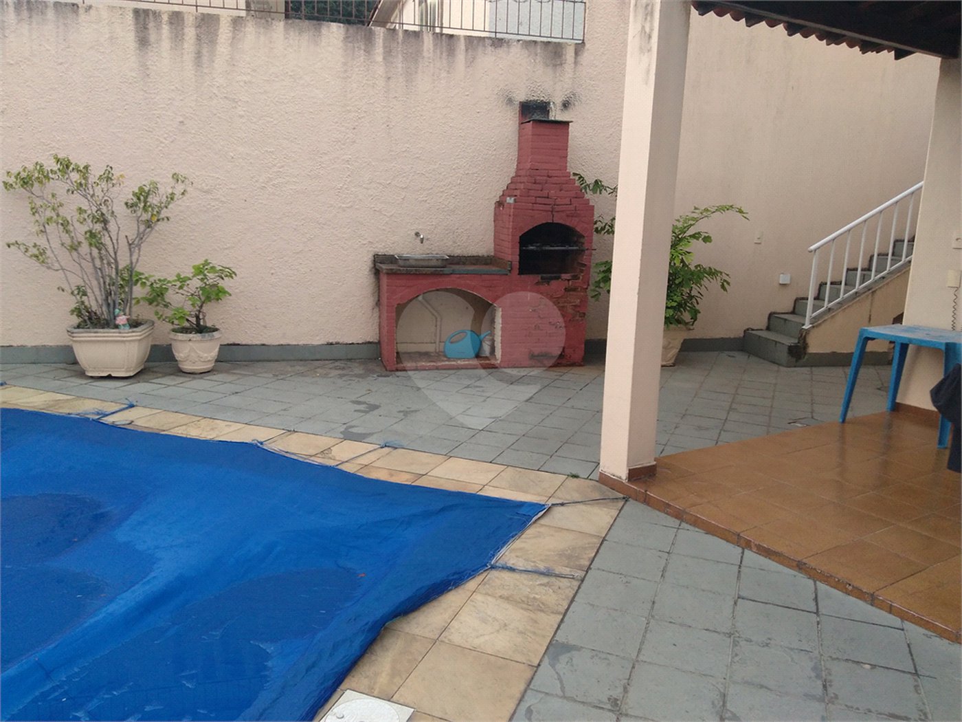 Casa à venda com 3 quartos, sendo 1 suíte,  no condomínio Conselheiro Ferraz, Rio de Janeiro - RJ