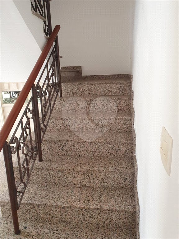 Casa à venda com 2 quartos, sendo 1 suíte,  no condomínio Flamboyant, São Paulo - SP