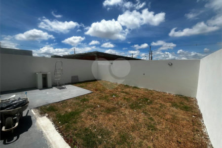 Casa à venda com 2 quartos em Parque Itapê, Itapetininga, SP