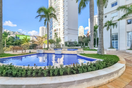 Apartamento à venda com 3 suítes em Alto da Boa Vista, São Paulo, SP