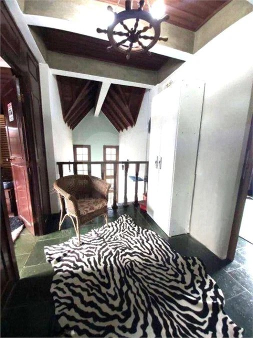 Casa à venda no Condomínio Vista Alegre Sede em Vinhedo/SP