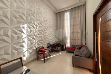 Casa à venda com 3 quartos, sendo 1 suíte, no condomínio Vila Rica, Indaiatuba - SP