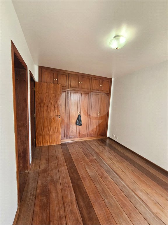 Apartamento à venda com 4 quartos, sendo 2 suítes,  em Jardim Parque Morumbi, São Paulo, SP