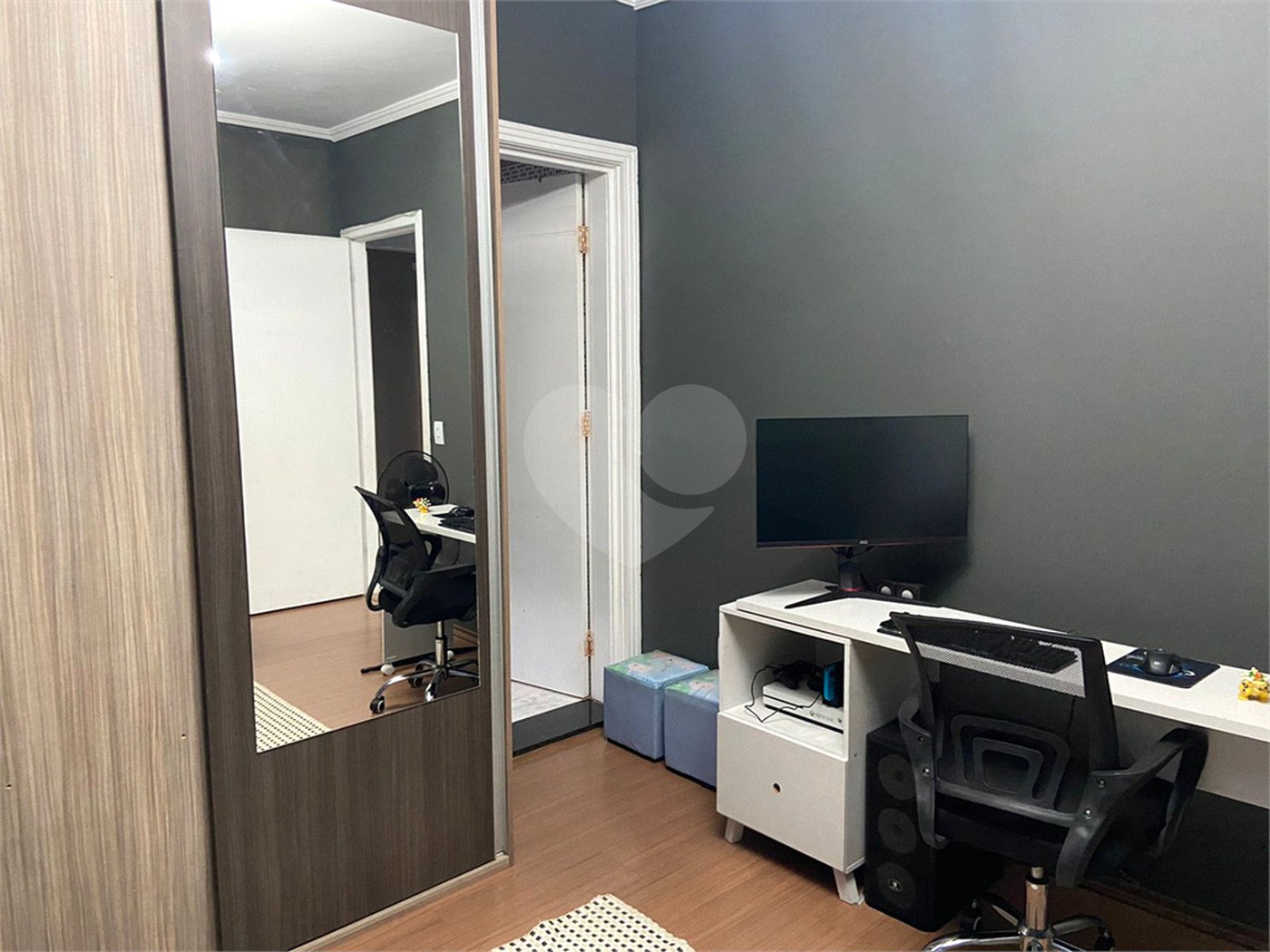 Casa à venda com 3 quartos, sendo 2 suítes, em Jardim Medina, Poá, SP