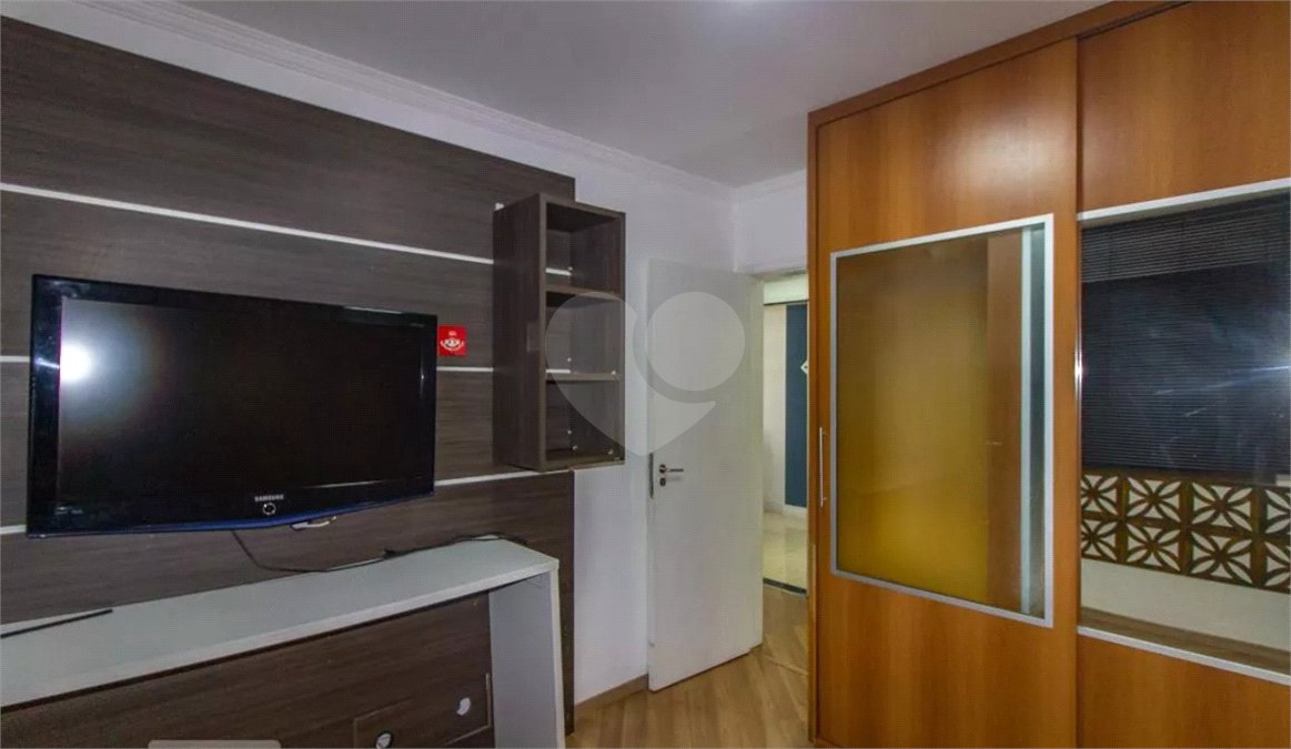 Apartamento à venda com 3 quartos, sendo 1 suíte,  em Vila Regente Feijó, São Paulo, SP