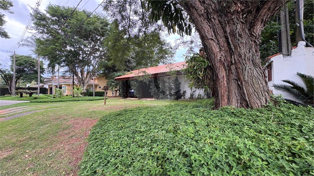 Casa à venda com 4 quartos, sendo 2 suítes,  no condomínio Vivendas do Lago, Sorocaba - SP