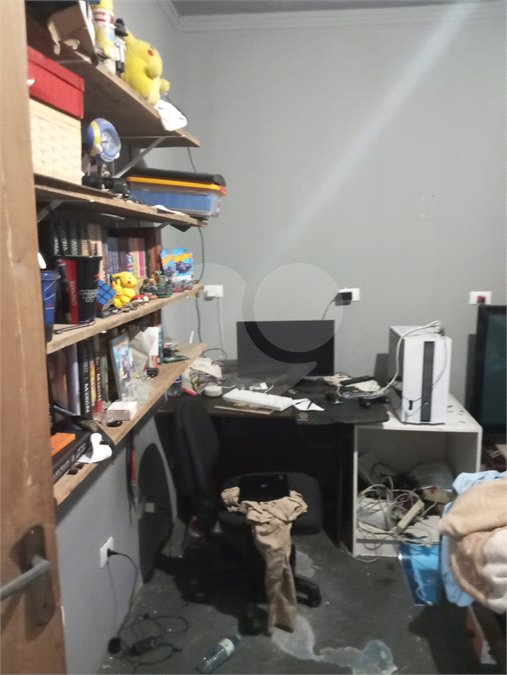 Sobrado à venda com 6 quartos, sendo 2 suítes, em Jardim Felicidade, São Paulo, SP