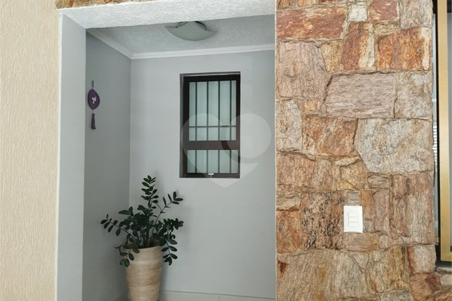 Sobrado à venda com 2 quartos em Vila Medeiros, São Paulo, SP