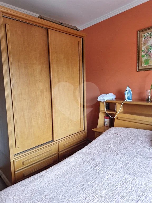 Sobrado à venda com 3 quartos, sendo 1 suíte, em Vila Irmãos Arnoni, São Paulo, SP
