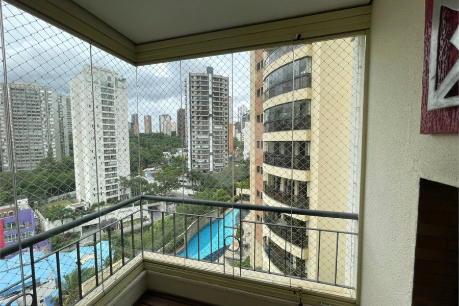 Apartamento à venda ou para alugar com 3 suítes em Morumbi, São Paulo, SP