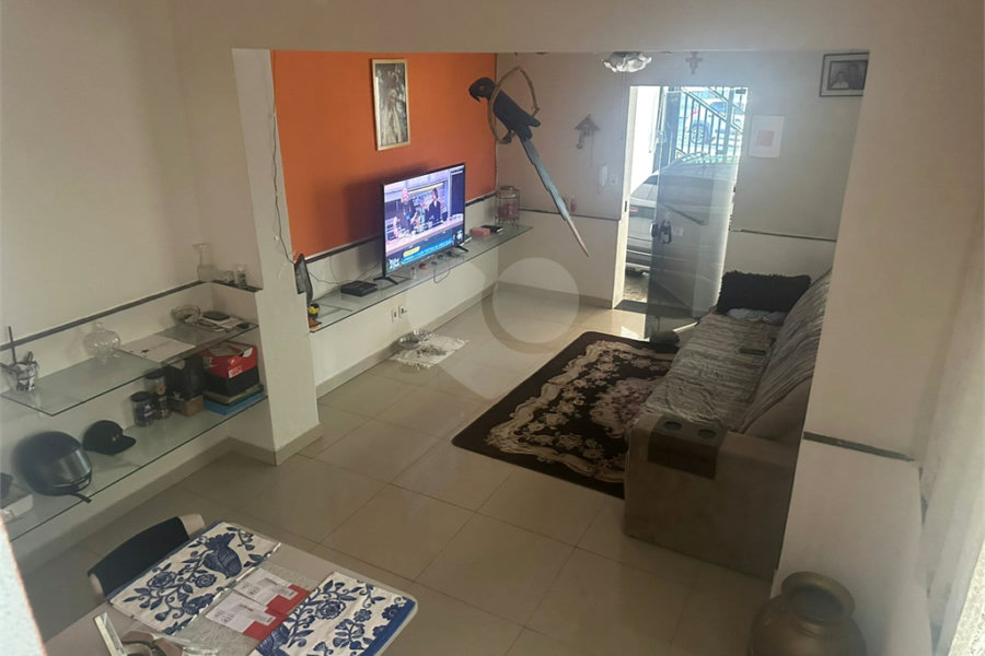 Sobrado à venda com 4 quartos, sendo 2 suítes, em Santana, São Paulo, SP