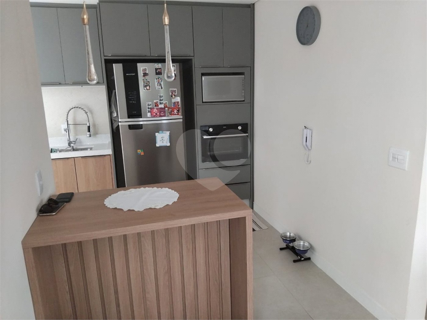 Casa à venda com 4 quartos, sendo 1 suíte,  no condomínio Vivaldi, Mogi das Cruzes - SP