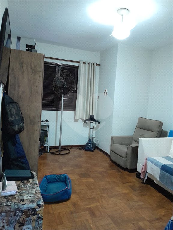 Casa à venda com 3 quartos, sendo 1 suíte, em Alto da Lapa, São Paulo, SP