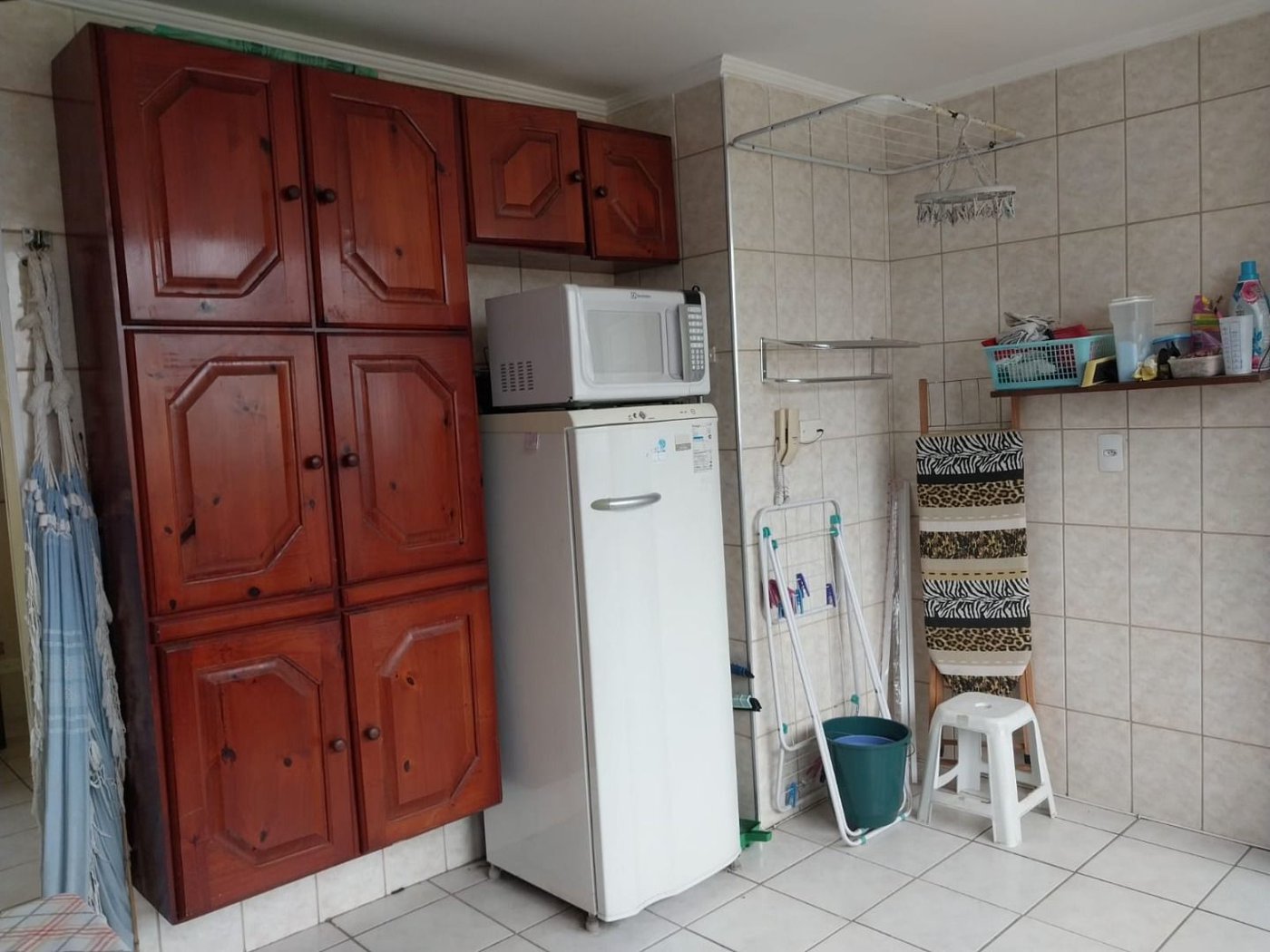Apartamento com 2 dormitórios para alugar, 60 m² por R$ 3.690,00/mês - Gonzaga - Santos/SP