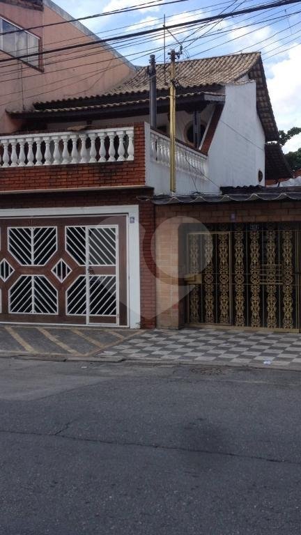 Sobrado à venda com 3 quartos, sendo 2 suítes, em Parque Edu Chaves, São Paulo, SP