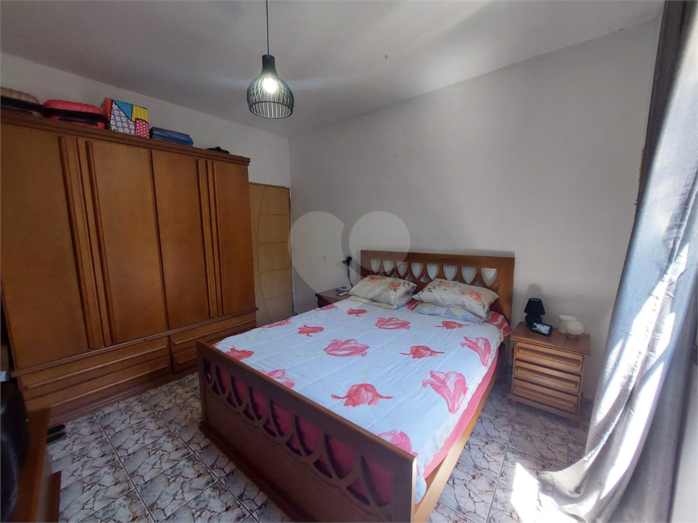 Sobrado à venda com 4 quartos em Vila Clarice, São Paulo, SP
