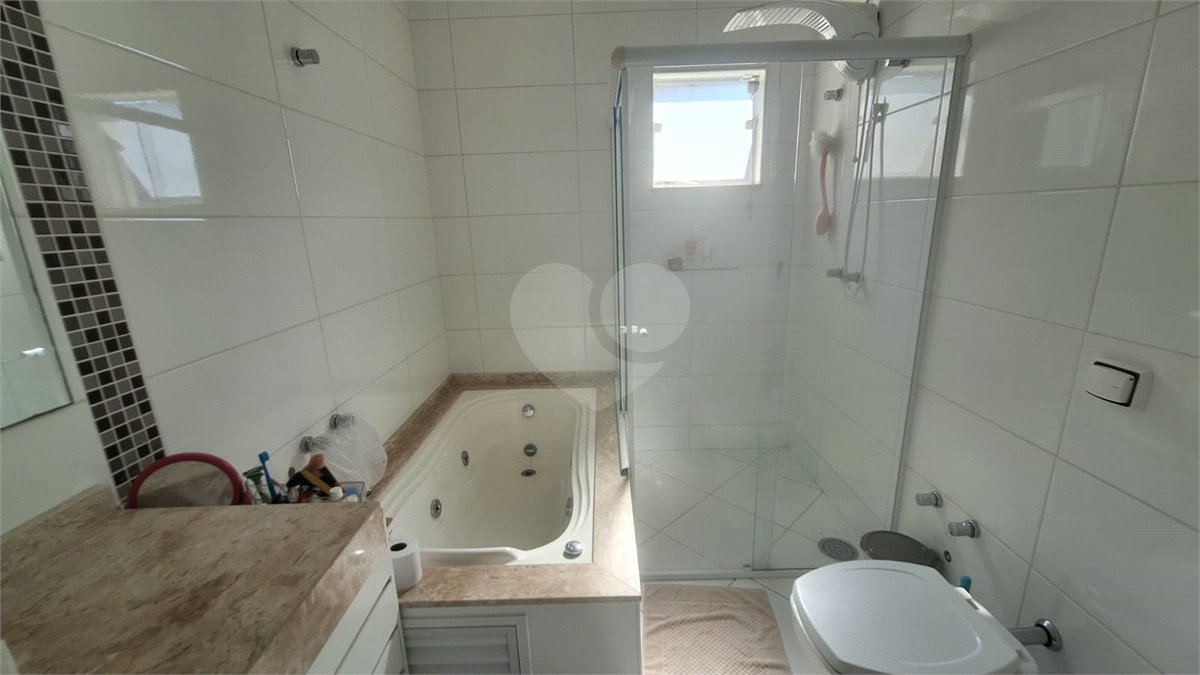 Casa à venda com 3 suítes no condomínio Residencial Villa dos Inglezes, Sorocaba - SP