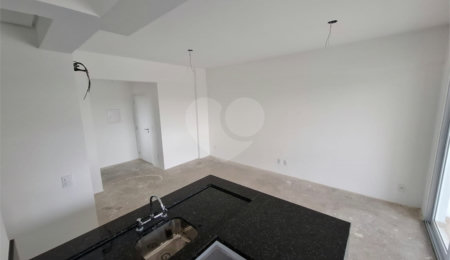 Apartamento à venda com 2 suítes em Vila Homero, Indaiatuba, SP