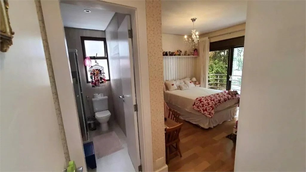 Casa à venda com 3 suítes no condomínio Metropolitan, São Paulo - SP