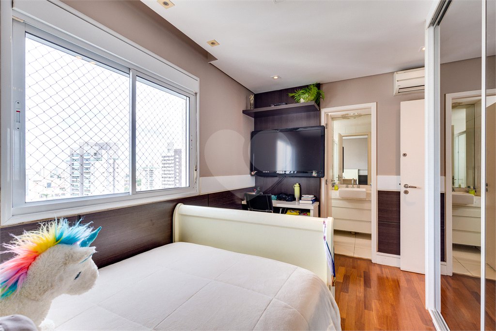 Apartamento à venda com 4 suítes em Campo Belo, São Paulo, SP