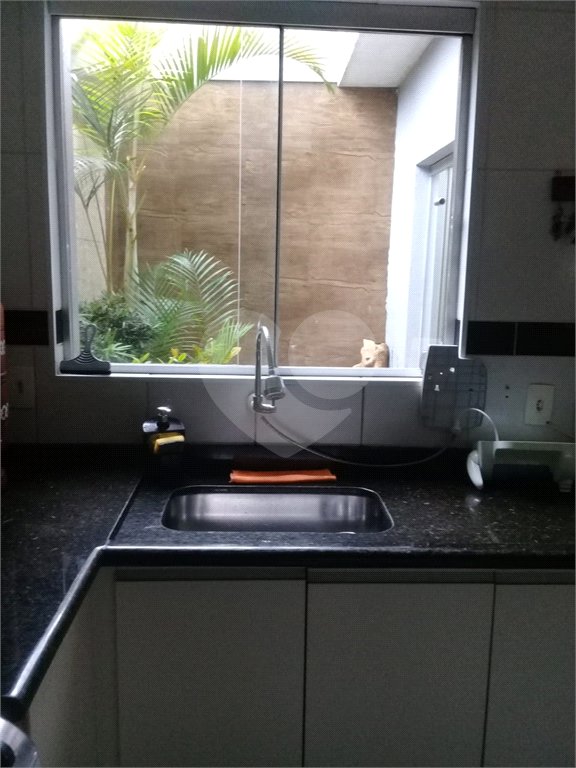 Sobrado à venda com 2 quartos, sendo 1 suíte, em Cidade Boa Vista, Suzano, SP