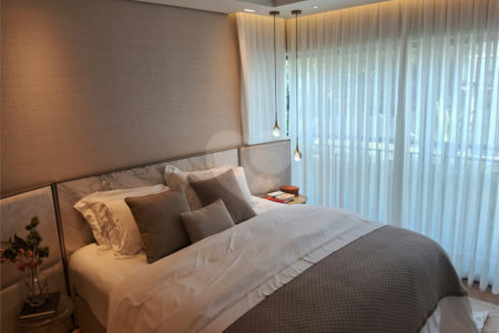 Apartamento à venda com 3 quartos, sendo 2 suítes, em Vila Mariana, São Paulo, SP