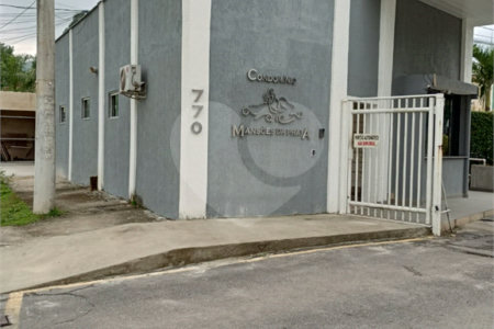 Casa à venda com 5 quartos, sendo 3 suítes, no condomínio Mansões da Prata, Rio de Janeiro - RJ