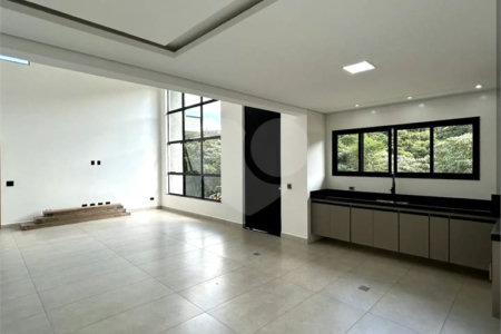Casa à venda com 3 quartos, sendo 1 suíte, em Condominio Quintas da Boa Vista, Atibaia, SP