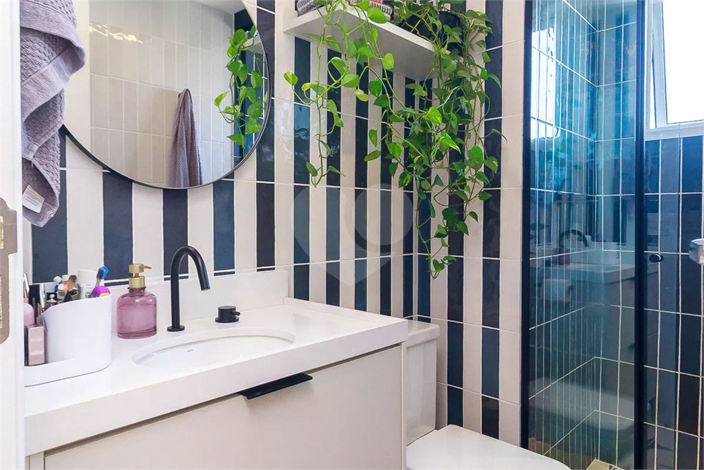 Apartamento à venda com 3 quartos, sendo 1 suíte,  em Santo Amaro, São Paulo, SP
