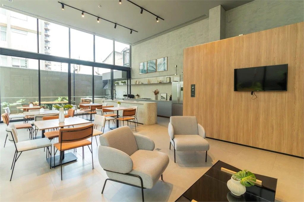 Apartamento à venda com 3 quartos, sendo 2 suítes, em Pinheiros, São Paulo, SP